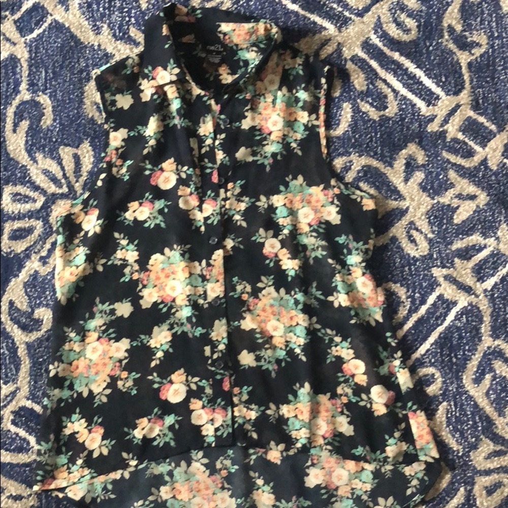 Tank top / flowy shirt